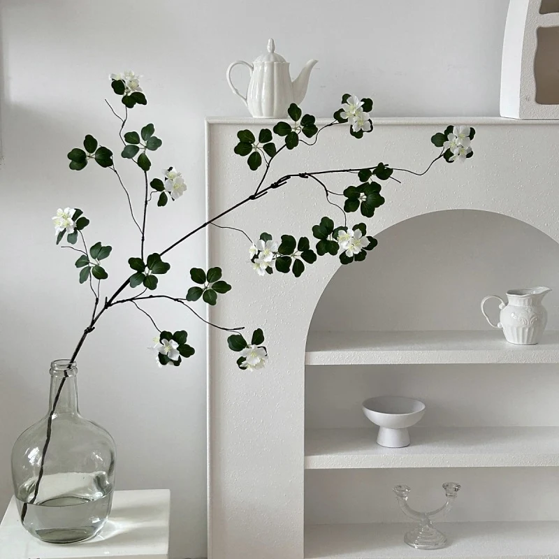 Elegante Faux-Blumenast-Anordnung