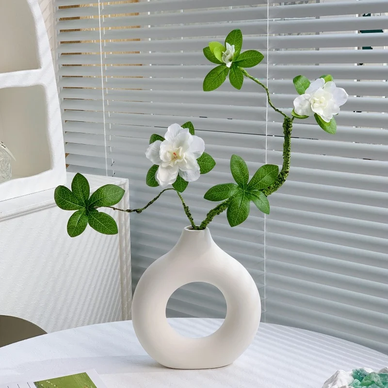 Elegante Künstliche Blumenzweig