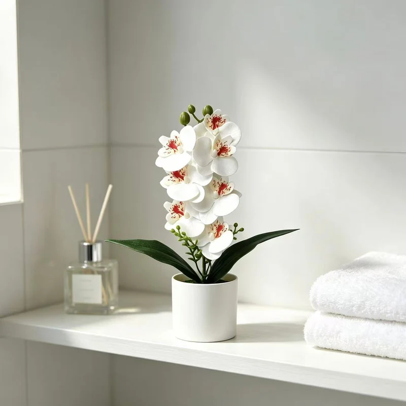 Lebensechte Orchideenblumen-Dekoration