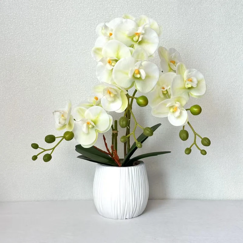 Realistische Orchideen Blumenarrangement