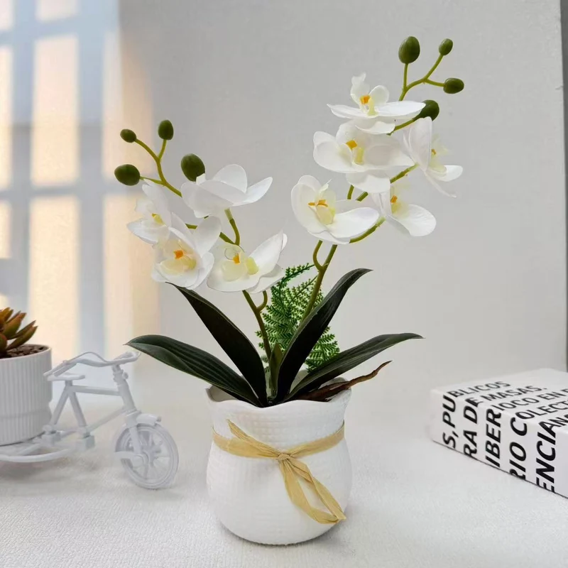 Realistische Dekorative Orchideenpflanze