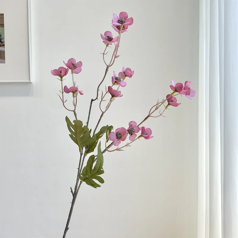 Dekorativer künstlicher Blumenzweig