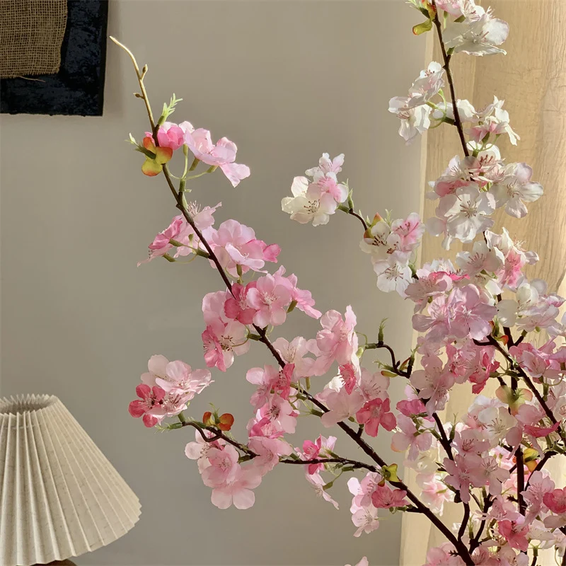 Kirschblüten Dekorativer Stängel