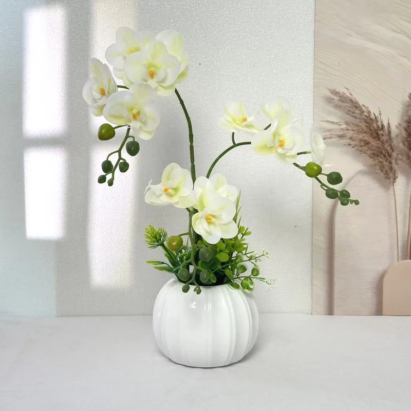 Dekorative Orchideenarrangement