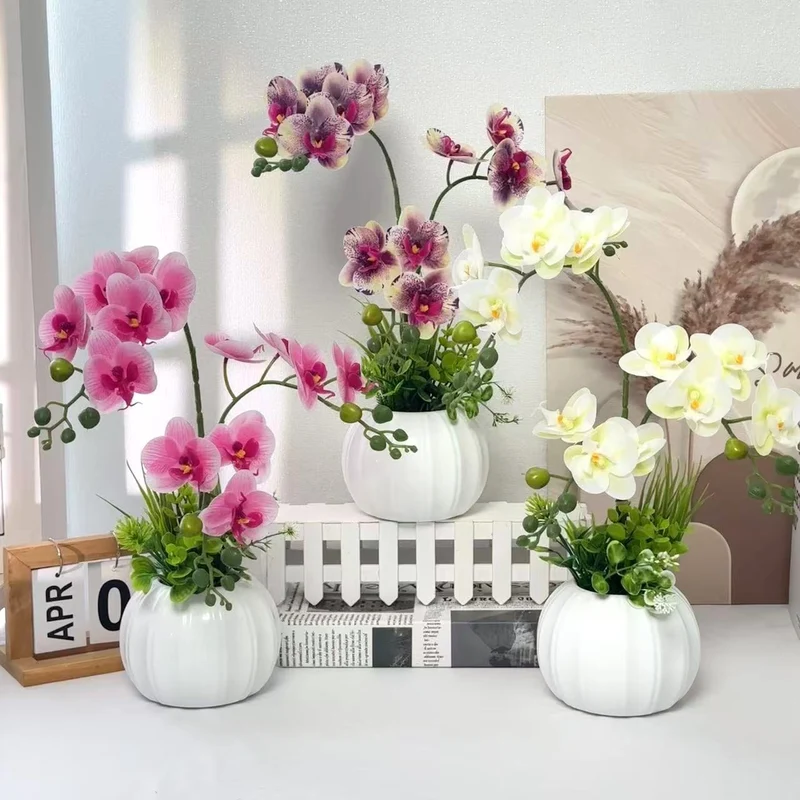 Dekorative Orchideenarrangement