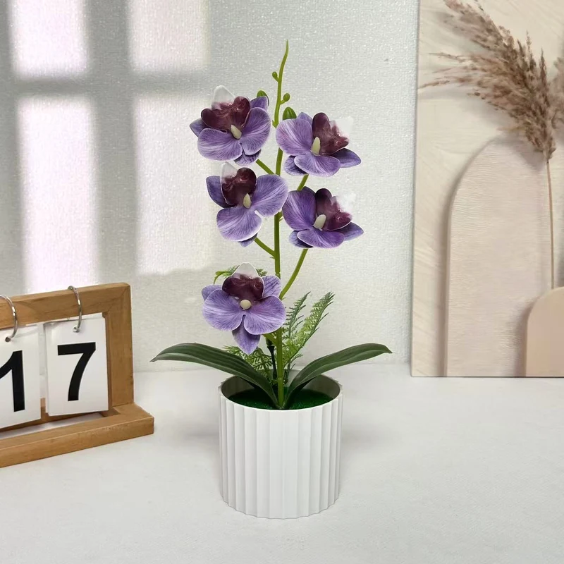 Faux Orchideen Arrangement für Innendekoration zuhause