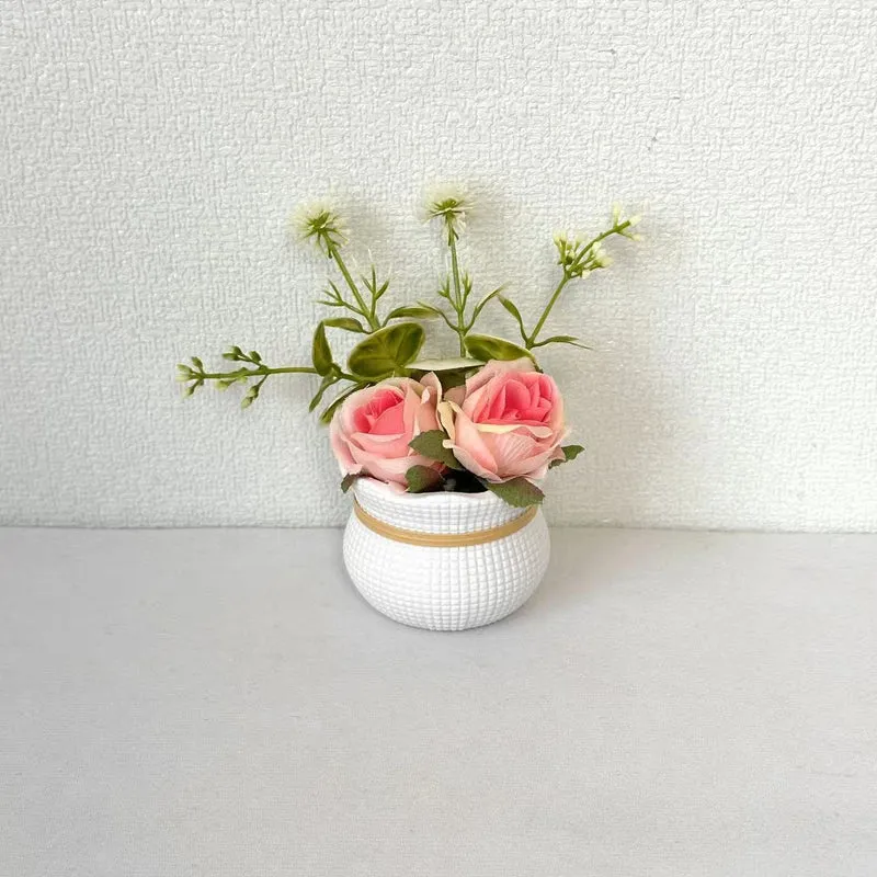 Faux Floral Tischmittelstück
