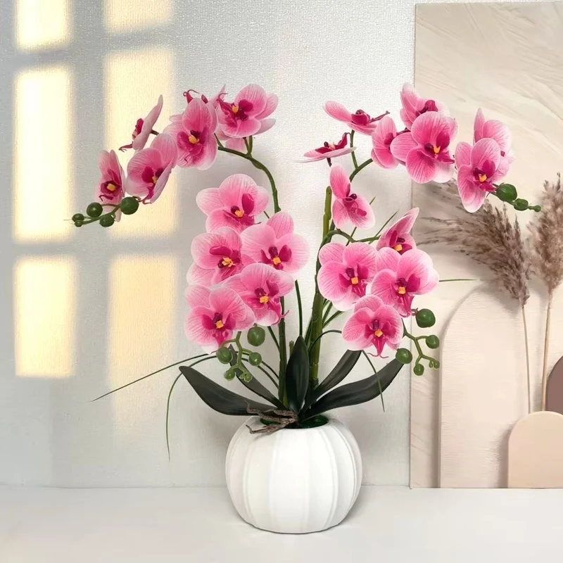 Elegante realistische Orchideenarrangement