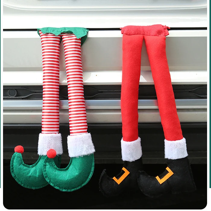 Lustige Weihnachtsbaumdeko mit Elfenschuhen