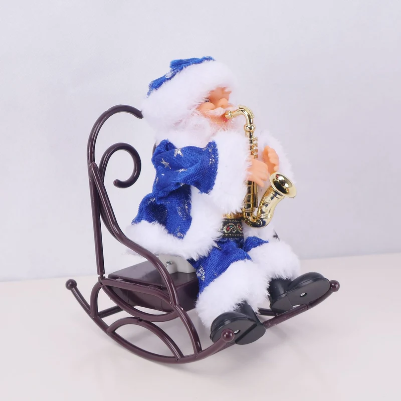 Dekorative Weihnachtsmannfigur mit Süßigkeit