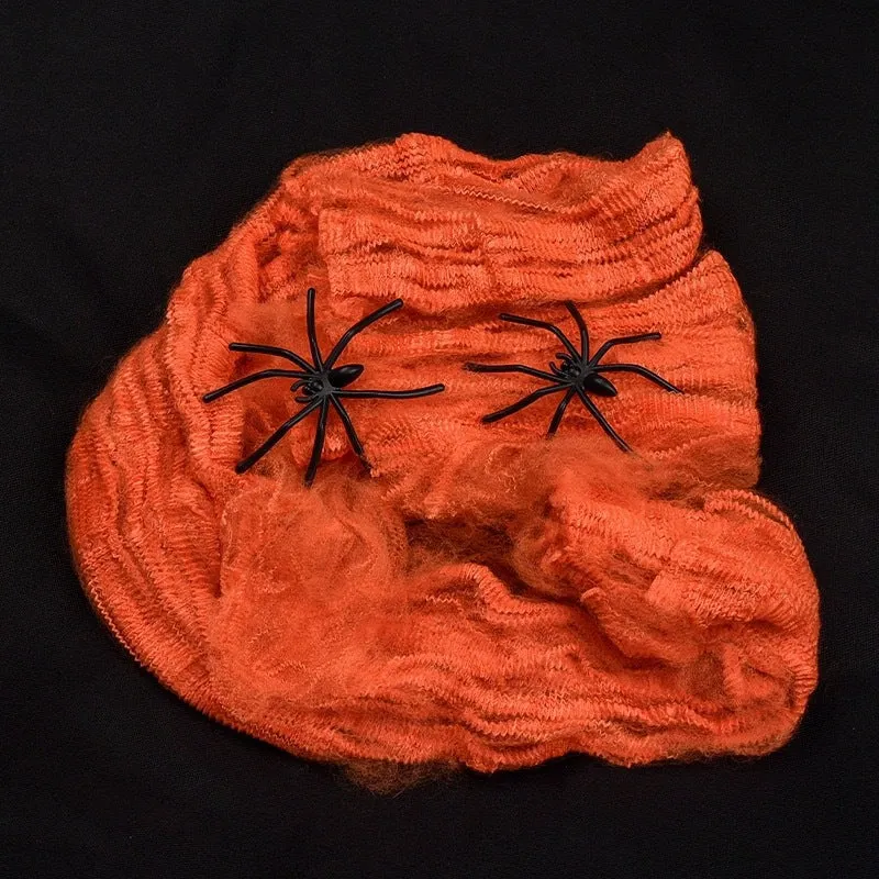 Dekorative Halloween Spinnennetz mit Kunstspinnen