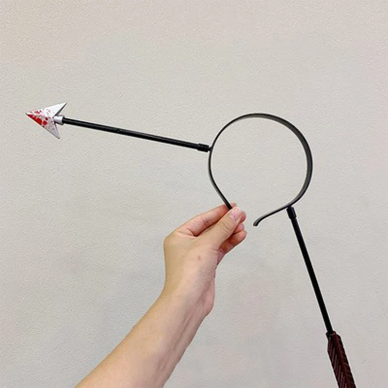 Kreatives Haarband im Werkzeugdesign