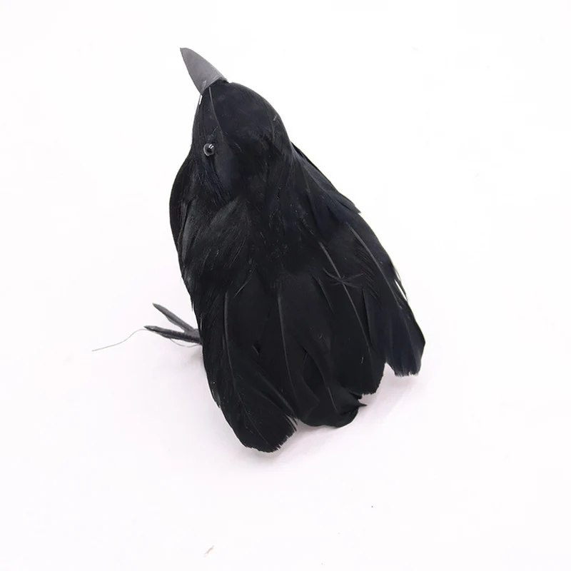 Dekorative Rabenfigur