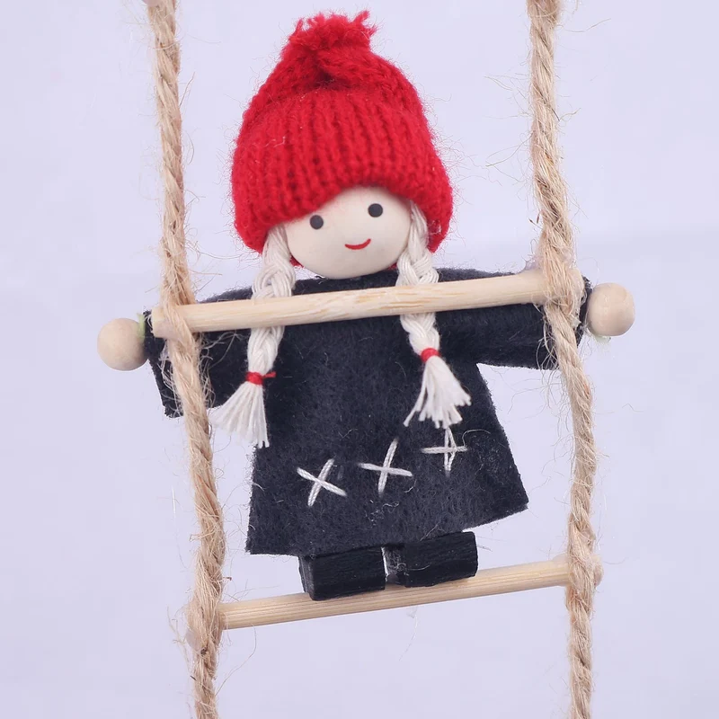 Dekorative Leiter mit Weihnachtsfiguren