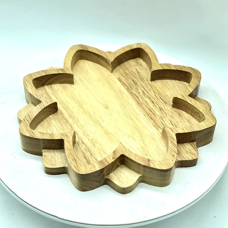 Dekoratives Holzserviertablett