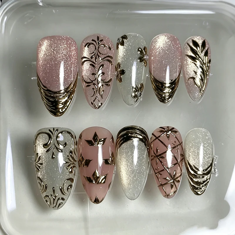 Luxuriöses Verziertes Press-On Nagelkunst Set
