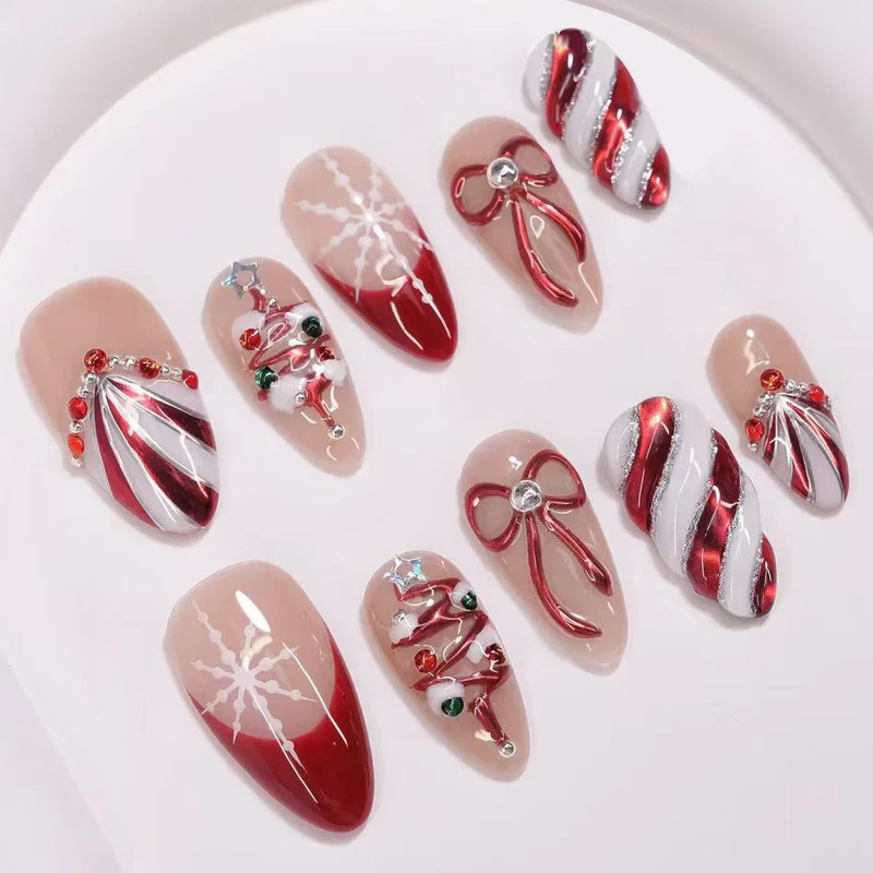 Urlaubs-Themen Press-On Nagelkunst Set mit Festlichen Charms