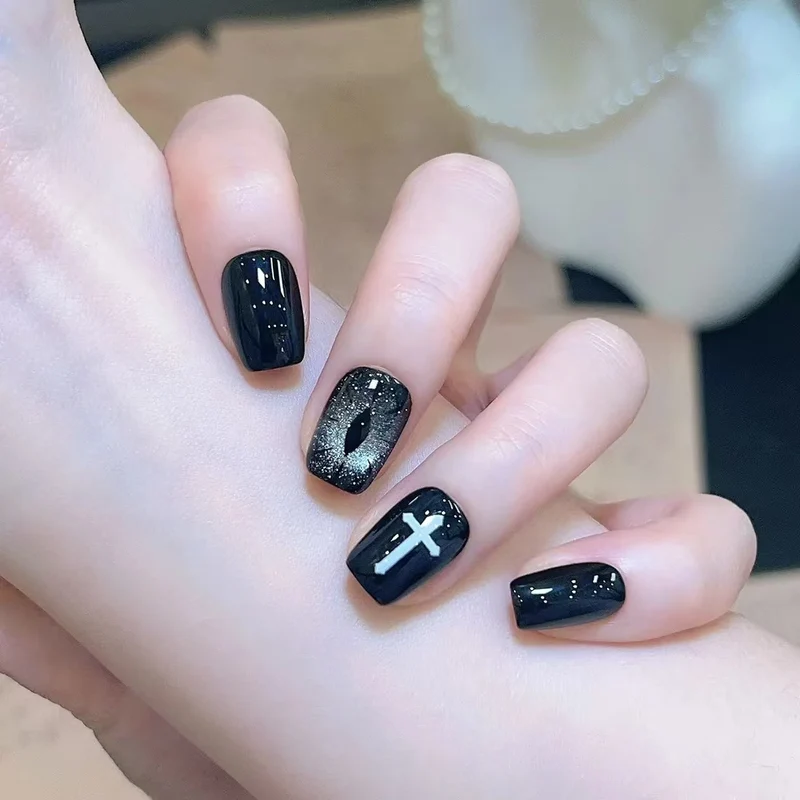 Trendige Press-On Nail Set