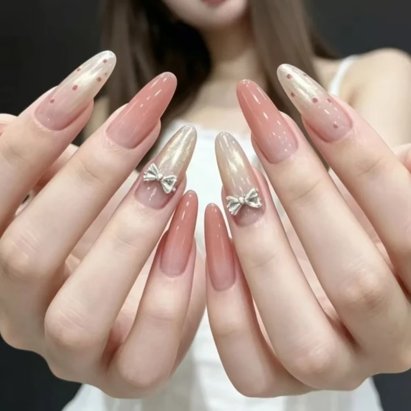 Elegante Press-On Nagelverlängerungen