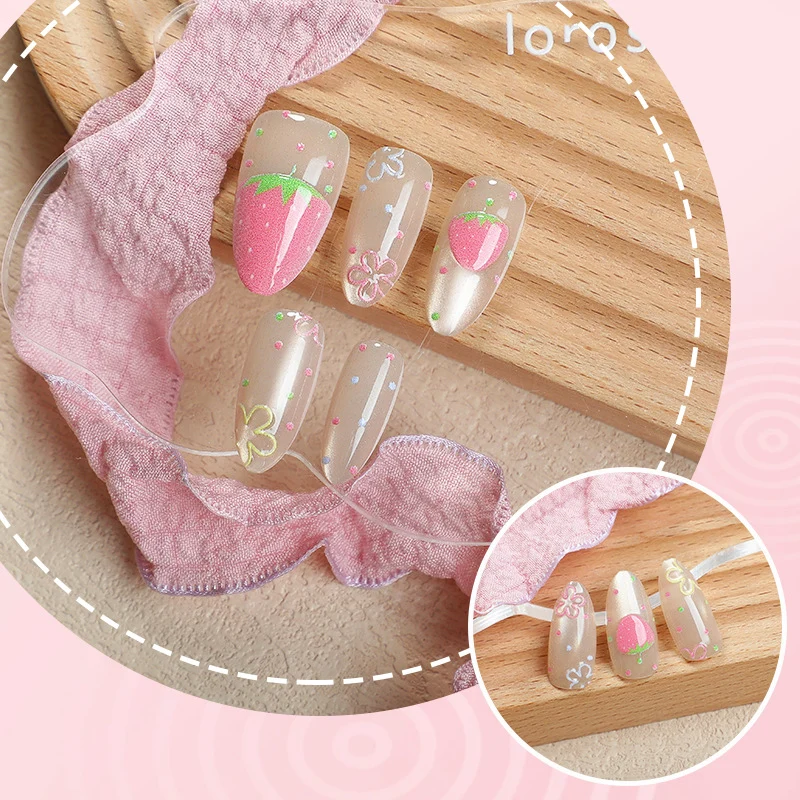 Verspiele Erdbeer- und Blumen-Press-On-Nagelkunst-Set