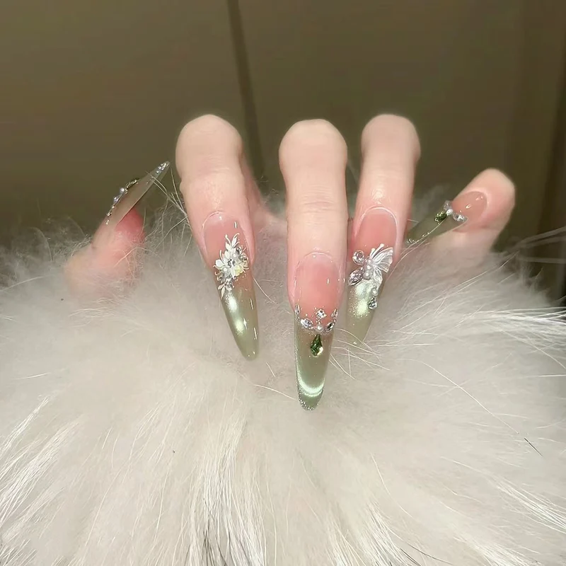 Elegante Blumen Stiletto Nagelverlängerungen