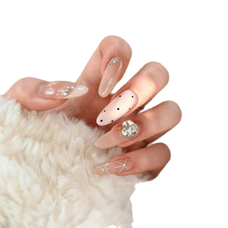 Elegante dekorative Nagelkunst