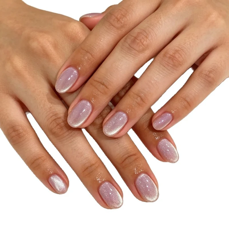 Glänzende Gel-Nagelerweiterungen
