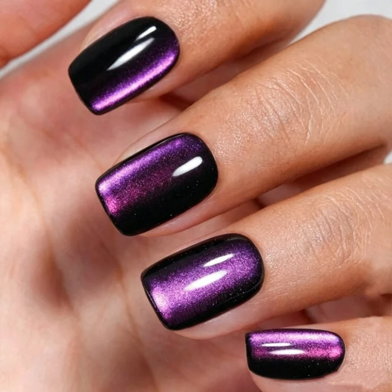 Glänzende Gel-Nagelverstärkungen