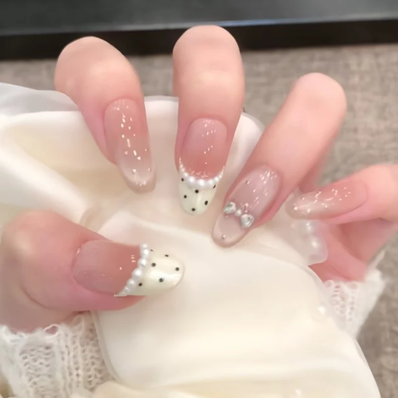 Dekorative Nail Art Extensions