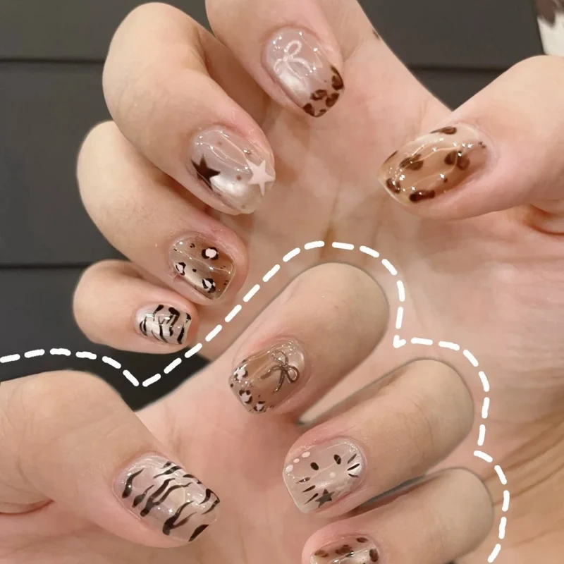 Premium Glänzende Quadratische Press-On Nagelverstärkungen