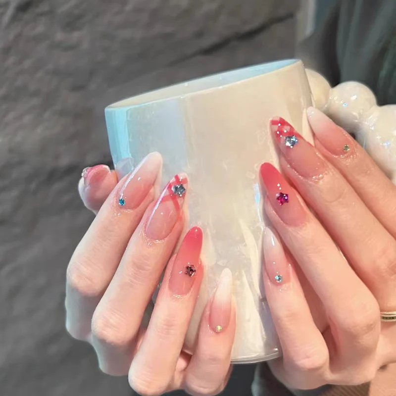 Premium Glänzende Gel Nagelverlängerungen