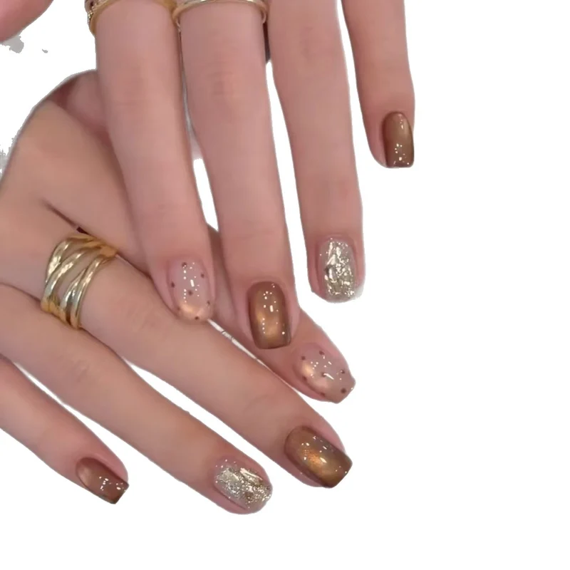 Glamouröse Gel-Nagelverlängerungen