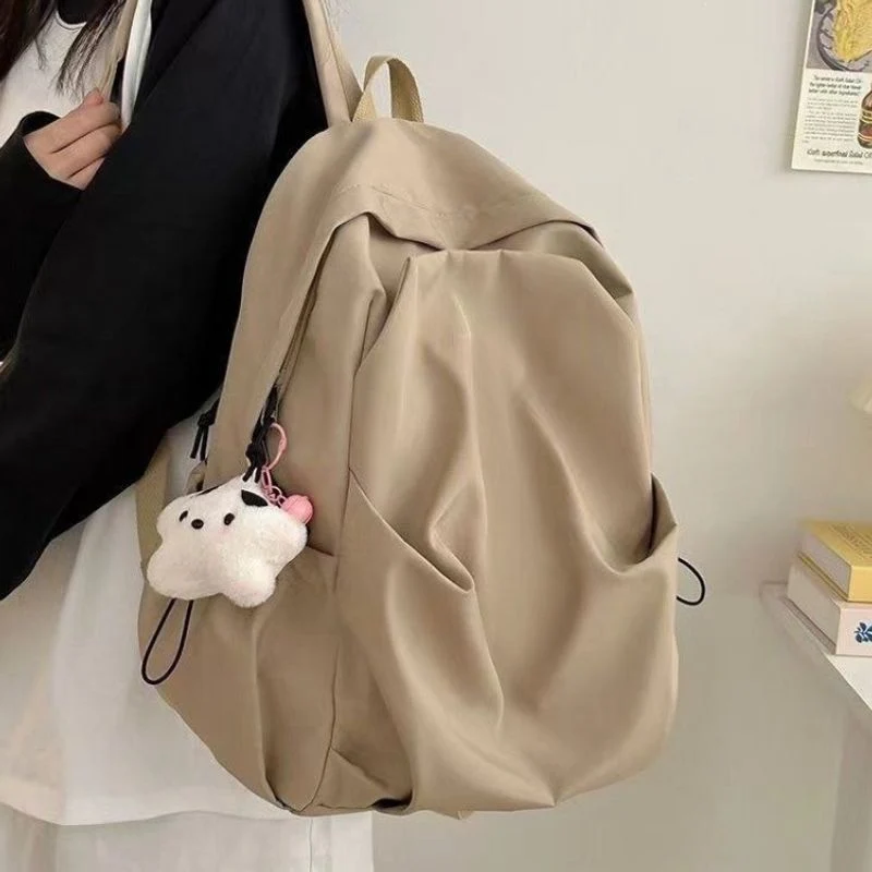Vielseitiger leichter Alltagsrucksack Karnz