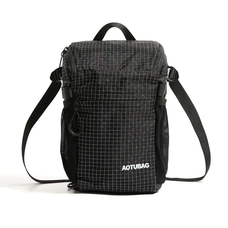 Vielseitiger kompakter Reiserrucksack Karnz