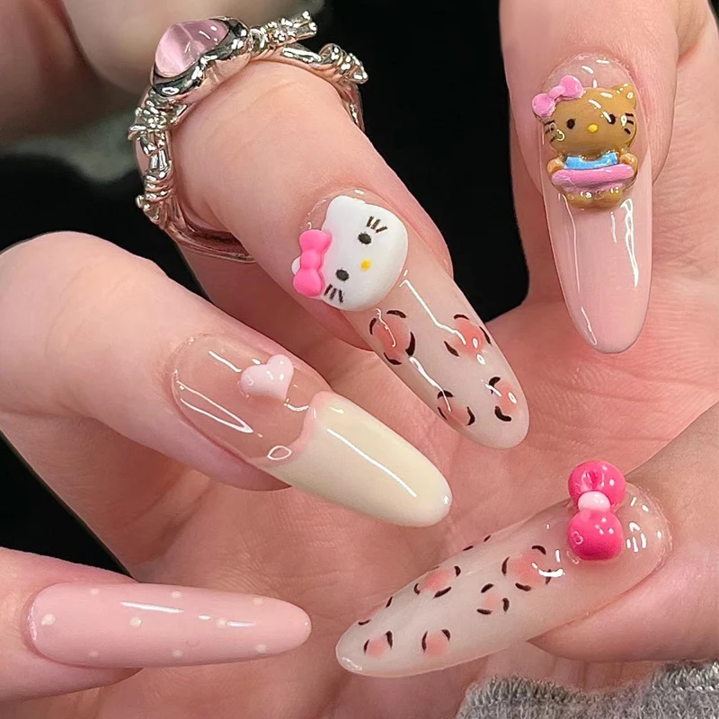 Elegante Glänzende Gel-Nagelverlängerungen