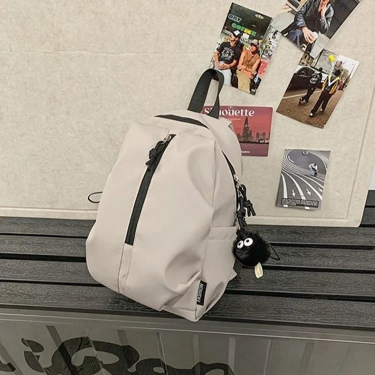 Moderner kompakter Reise-Rucksack Karnz