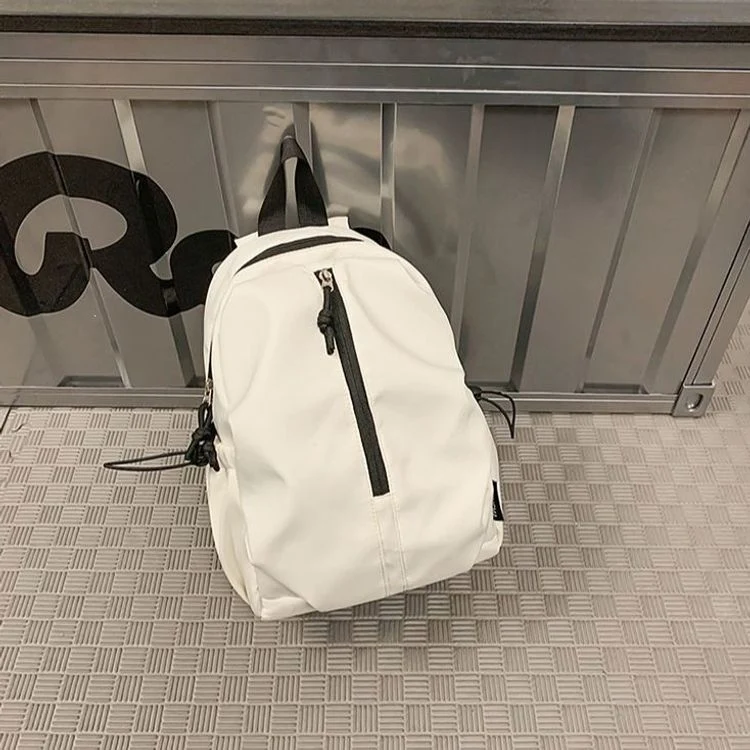 Moderner kompakter Reise-Rucksack Karnz