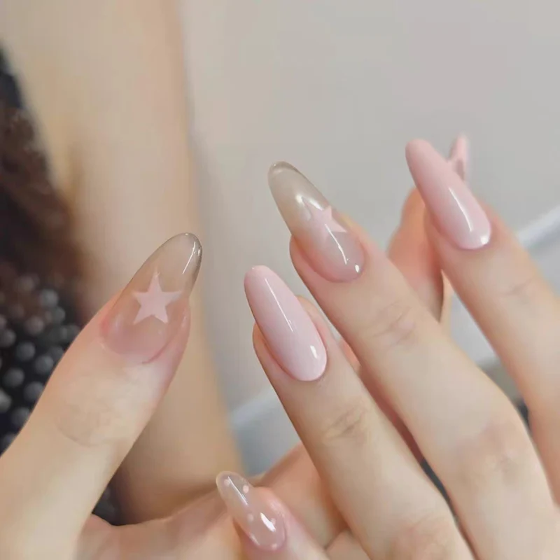 Floral Verzierter Press-On-Nagelset