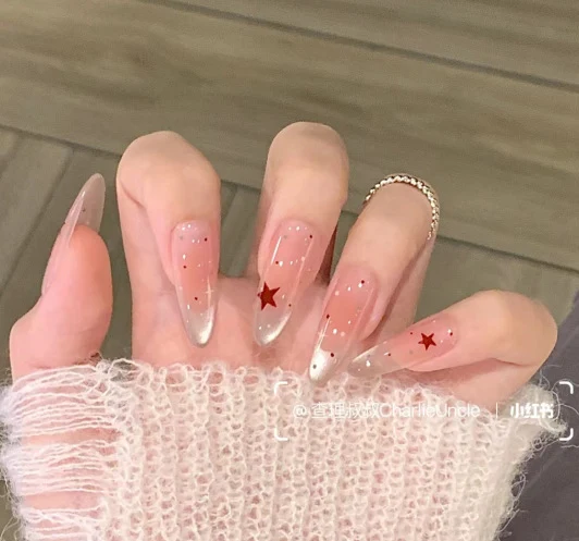 Floral Verzierter Press-On-Nagelset