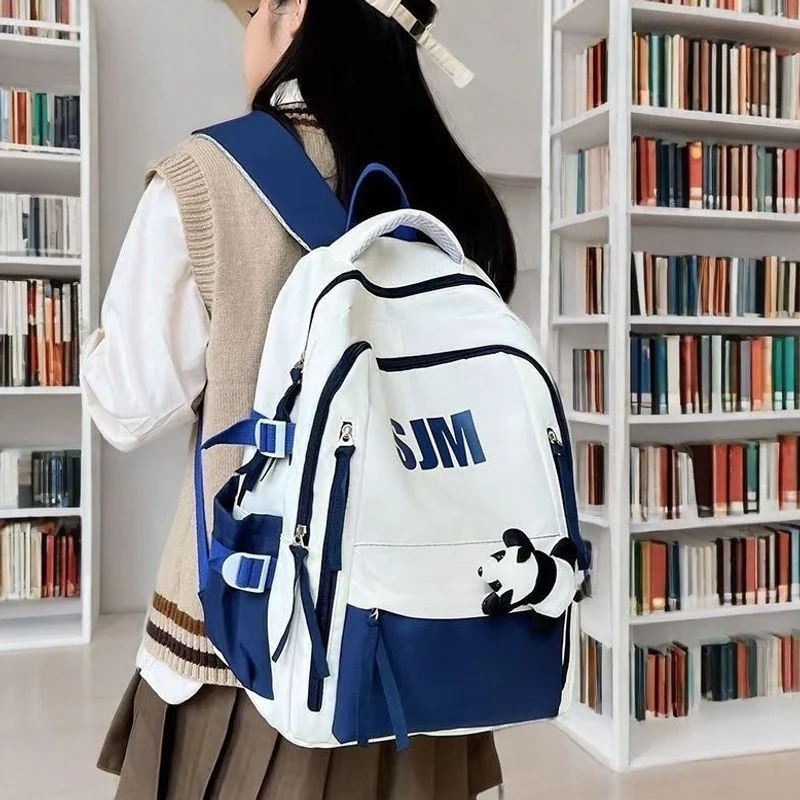 Stilvoller Vielseitiger Rucksack Karnz