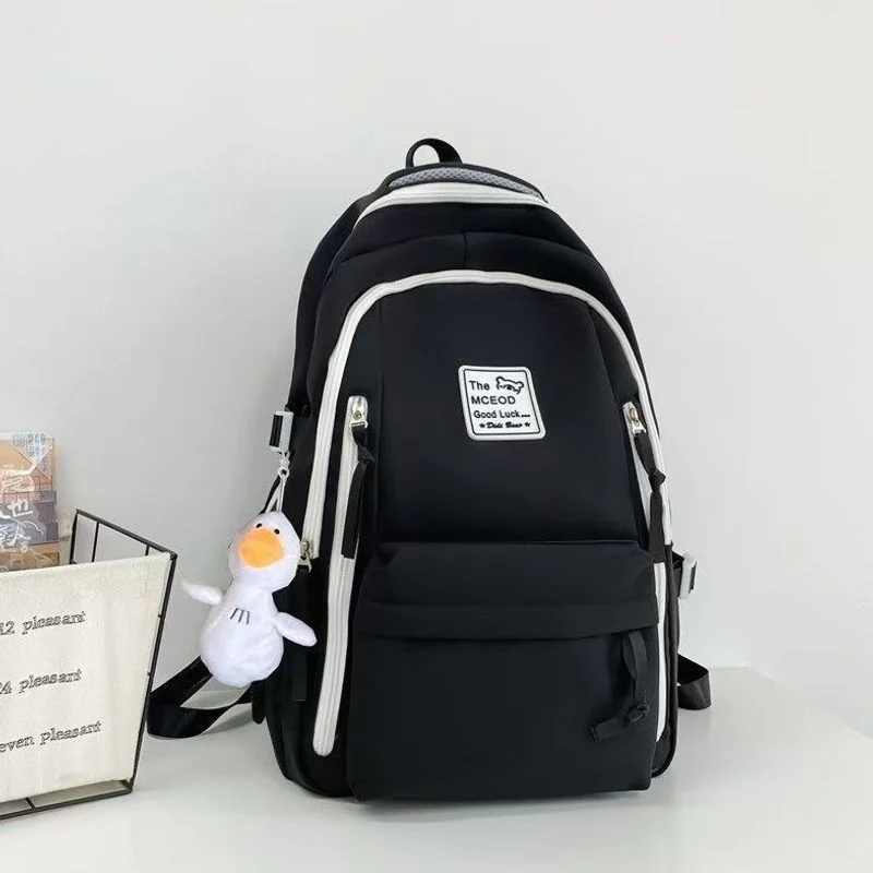 Stilvoller Vielseitiger Rucksack Karnz