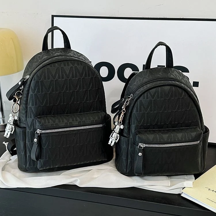 Stilvoller Multifunktions-Rucksack aus Kunstleder Karnz