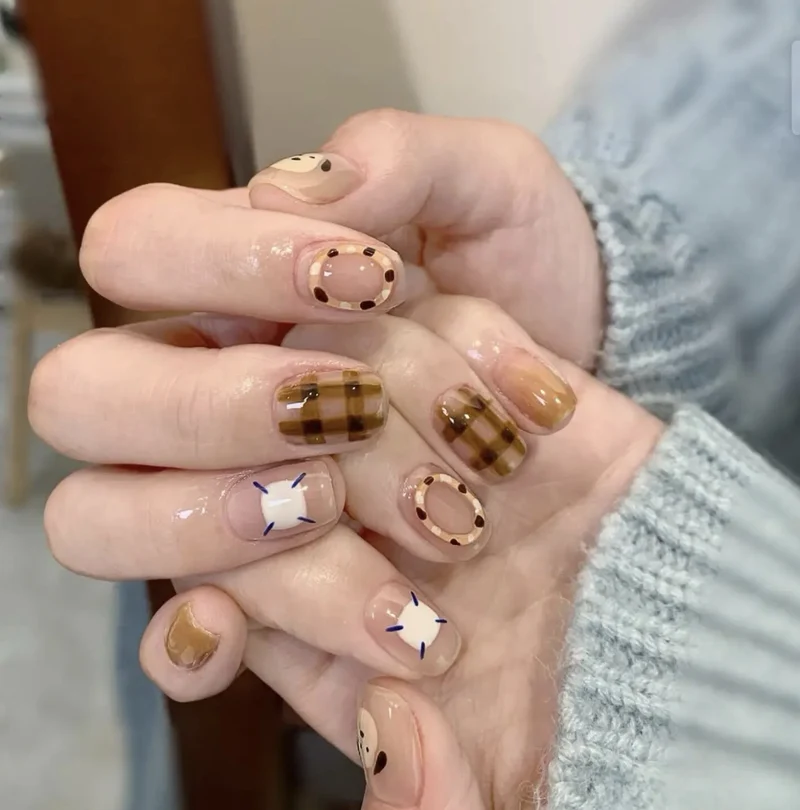Dekorative 3D Glitzer Stiletto Nagelverstärkungen