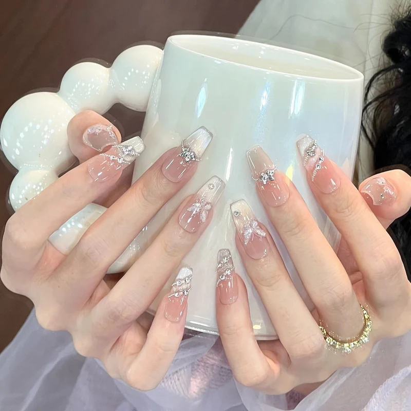 Dekorative 3D Glitzer Stiletto Nagelverstärkungen