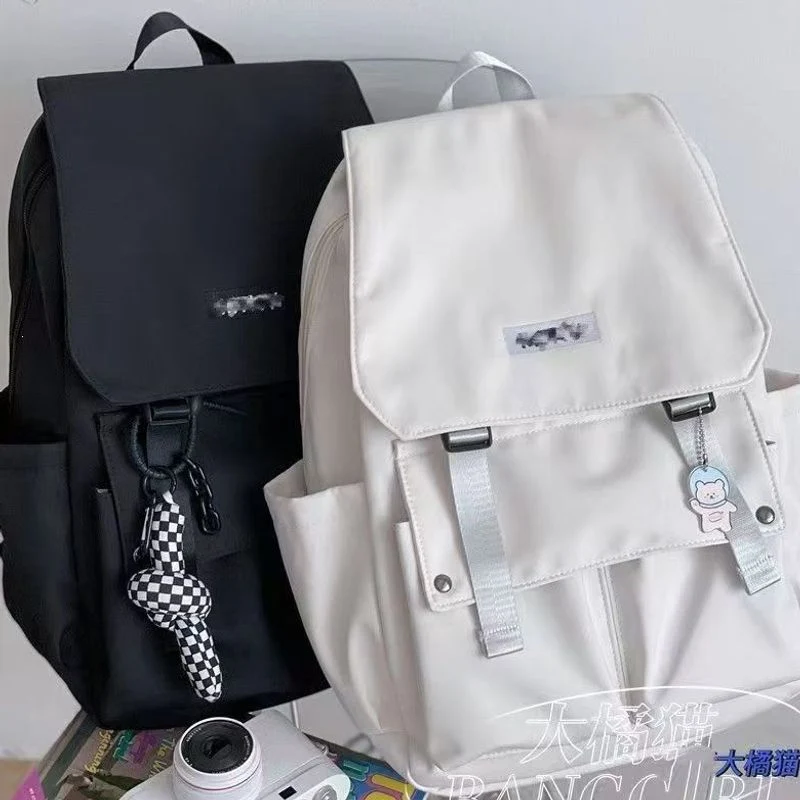 Stilvoller Mehrfach-Fächer-Rucksack Karnz