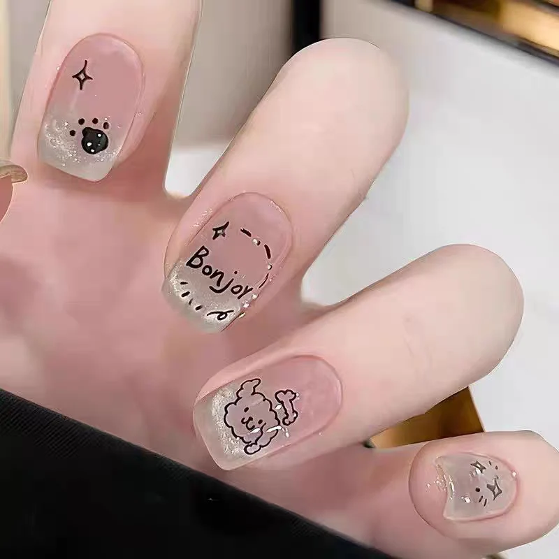 Illustriertes Press-On Nagelkunst