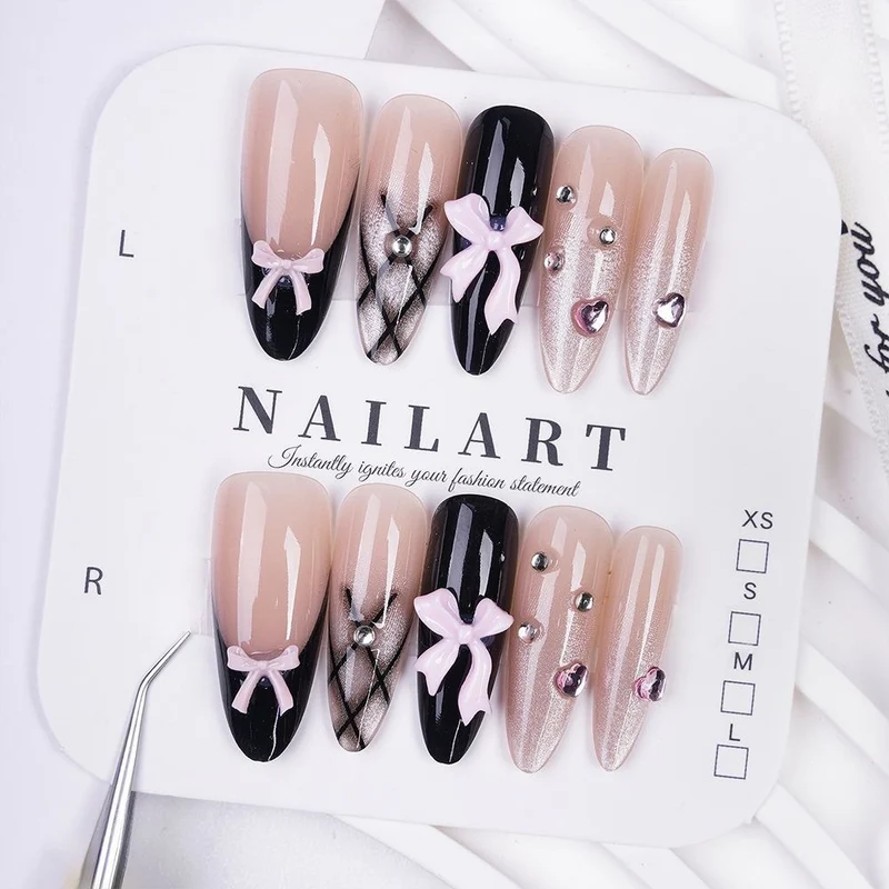 Schmetterling-inspirierte Stiletto Press-On Nägel