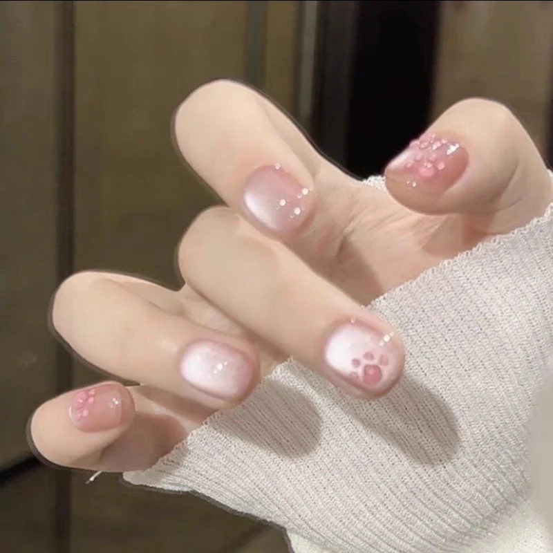 Künstlerische Stiletto-Nagelverbesserungen
