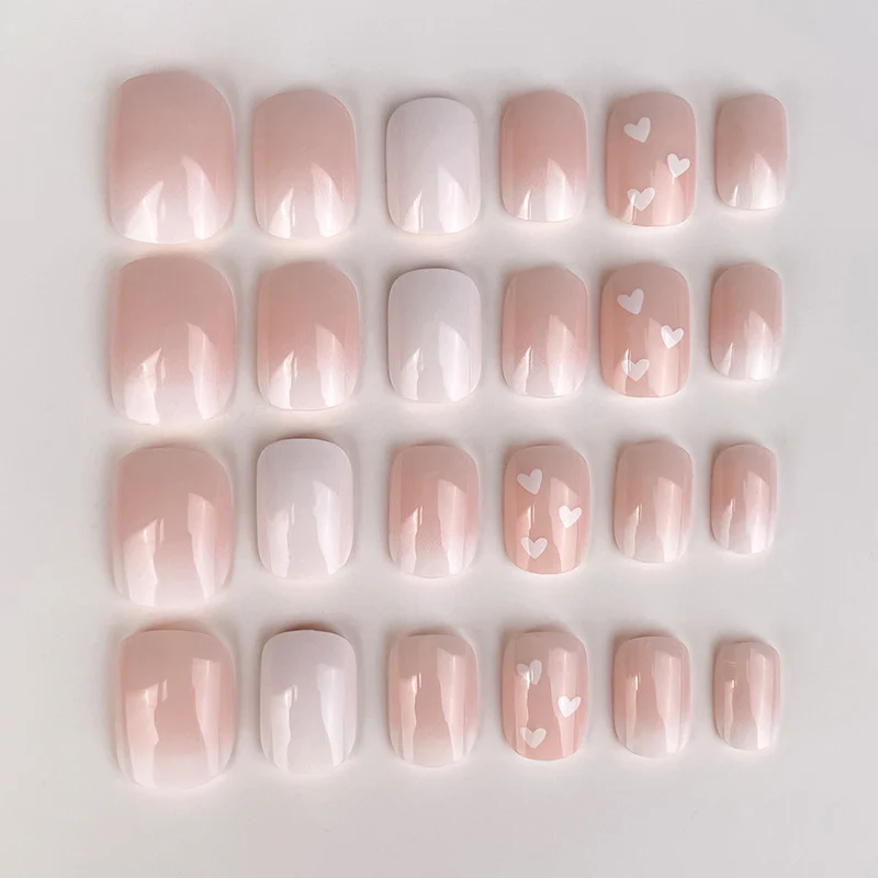 Festliche saisonale Nagelkunstverschönerungen