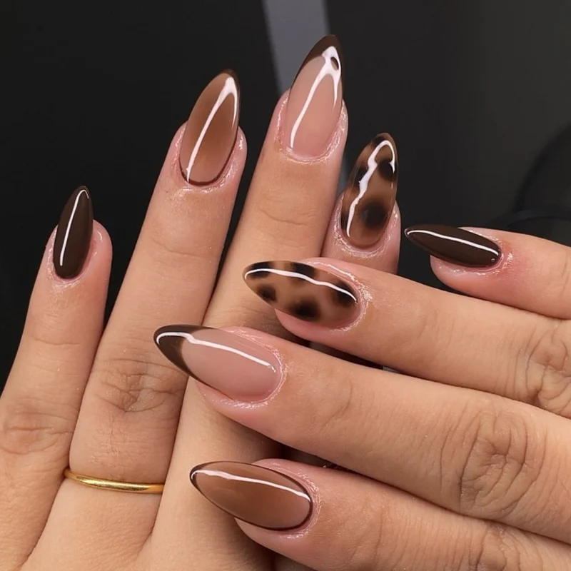 Festliches Feiertags-Nagelkunst-Set